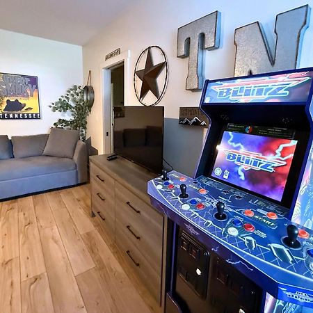 *Dog Friendly*Modern Home-Minutes To Dollywood, Gatlinburg, Smoky Mountains & Pigeon Forge! Екстериор снимка